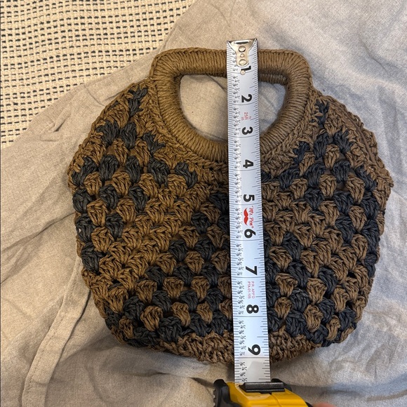 Handcrafted Woven Tote Bag - Brown and Black - Picture 4 of 4